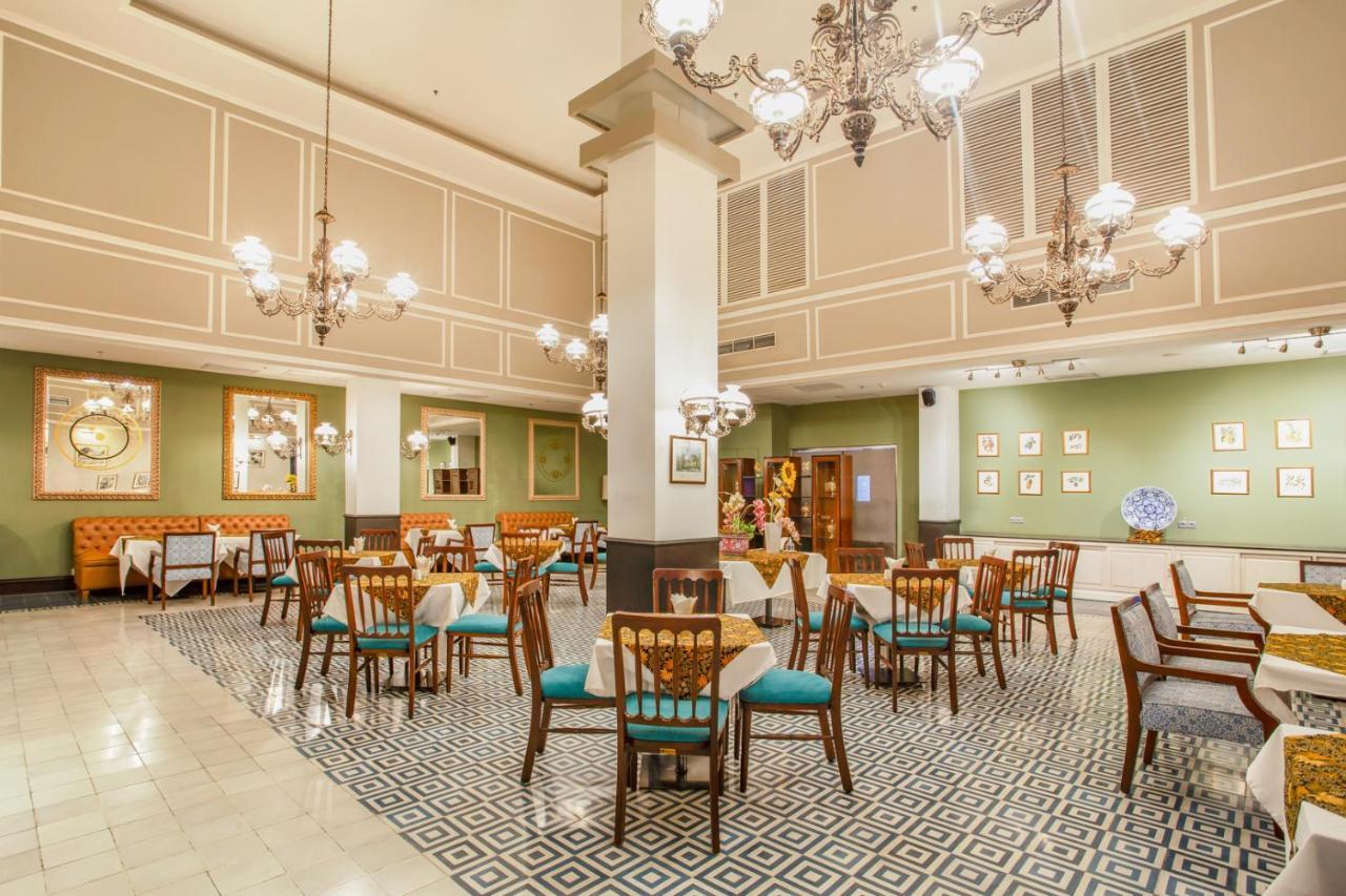 Des Indes Menteng